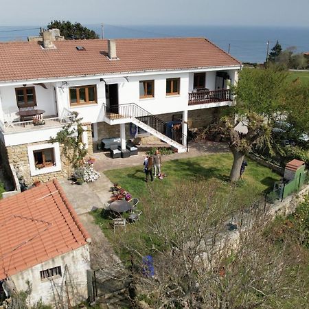 Surf House Sanvi Bed and Breakfast San Vicente De La Barquera Buitenkant foto